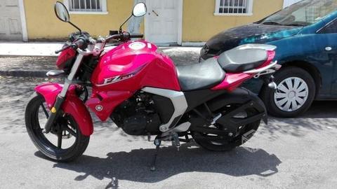 Moto FZ 2.0 impeque LIBERADA