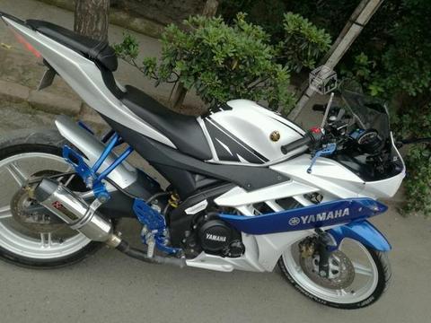 Yamaha r15