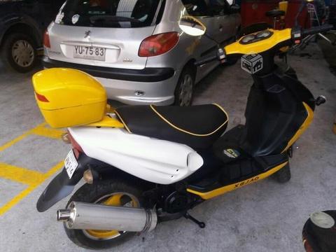 Moto scooter 2013