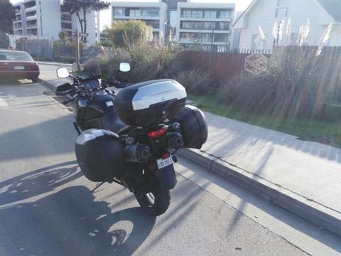 Moto Susuki Vstrom 1000(18.000 kms, krauser 42 lt)