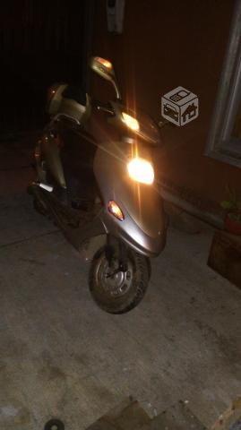 Moto scooter