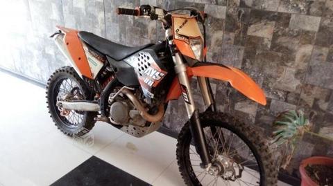 KTM six days 450 cc