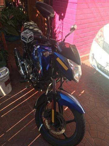 Moto Bajaj Pulsar 135