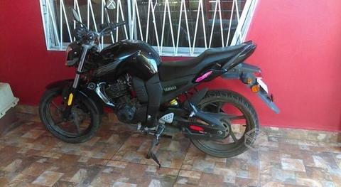 Moto Yamaha, FZ-16, año 2014