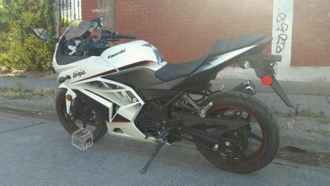 Kawasaki ninja 250r 2011