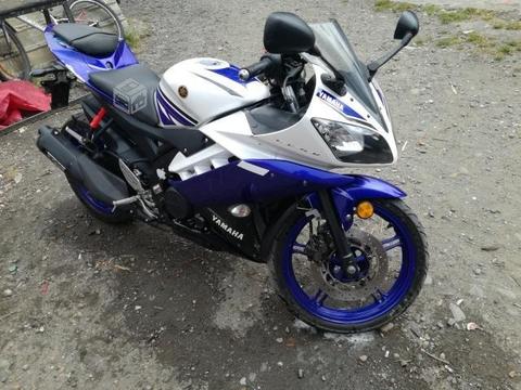 Mi Yamaha R15