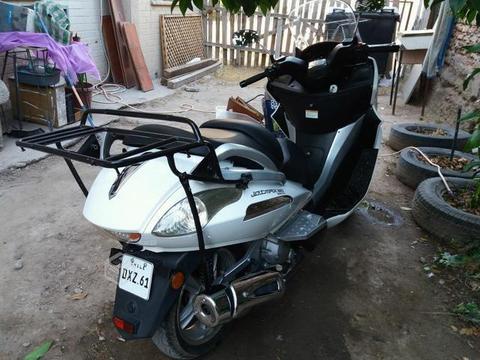 Mega scooter 250
