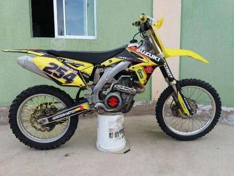 Suzuki rmz 2015