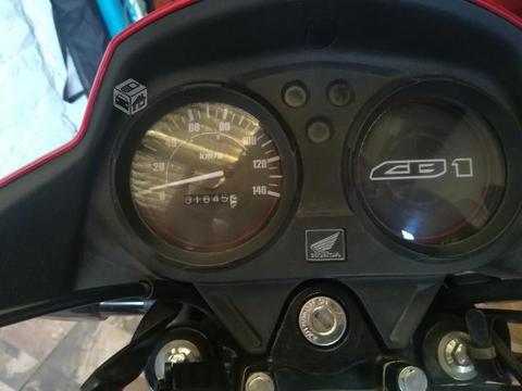 Honda CB1