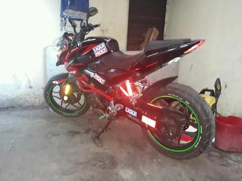 Moto pulsar ns200