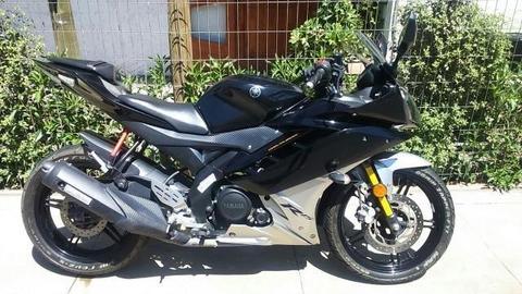 Yamaha r15 yzf