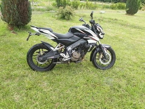 PulSar Ns 200