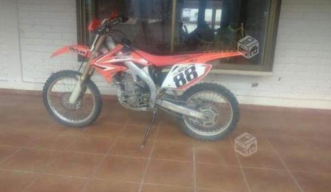 CRF 450 R perfecto estado a toda prueba