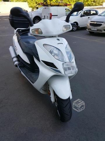 Moto scooter Genova 150