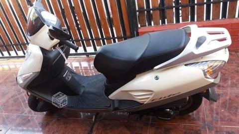 Moto - Único dueño (Honda Elite 125)