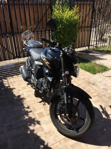 Moto Yamaha FZ 16