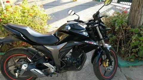 Suzuki gixxer 2015
