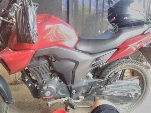 Moto honda invicta 150 cc año 2014