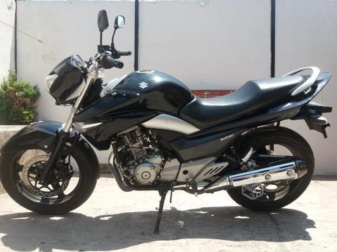 Suzuki Inazuma 250 cc