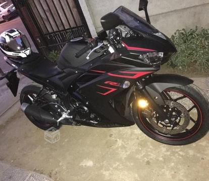 Yamaha R3 321cc