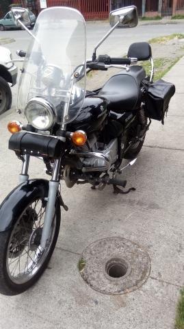 Moto Bajaj 220cc india, acepto una buena oferta