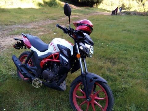 Moto UM xtreet 150