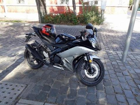 Yamaha R15