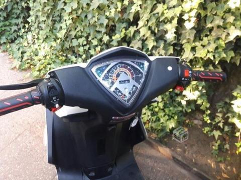Moto scooter 150cc Goes nuevas