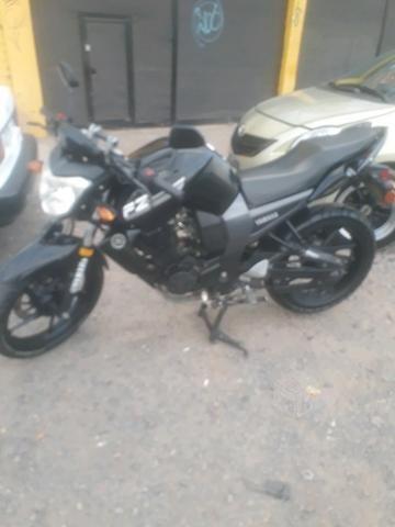 Busco: moto yamaha fz 16 año 2012