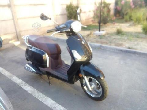Moto scooter Keeway Pesaro