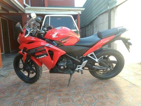 Honda cbr 250