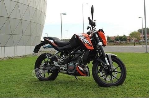 Ktm duke 200