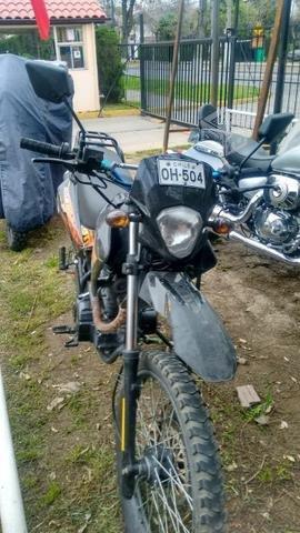 Moto um dsr200