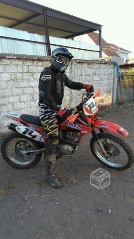 Honda crf 230