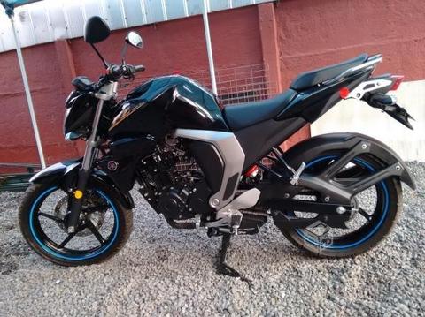 Impecable 980 km Yamaha 2.0 2016