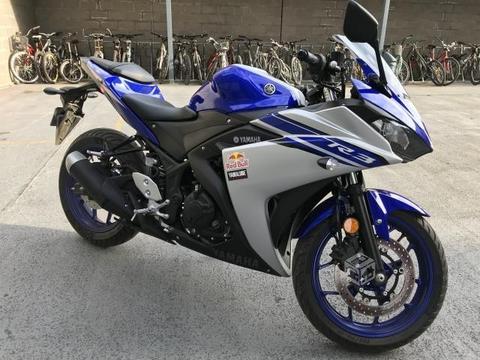 Yamaha R3 2017
