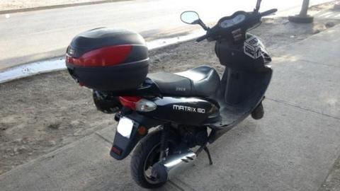 Moto scooter matrix 150 cc año 2016