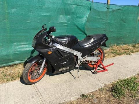 Kawasaki zx400