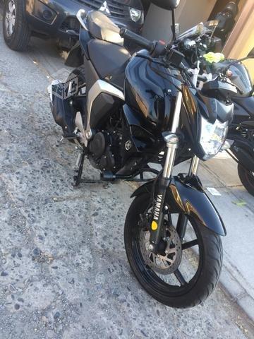 Yamaha fz 2017, al día