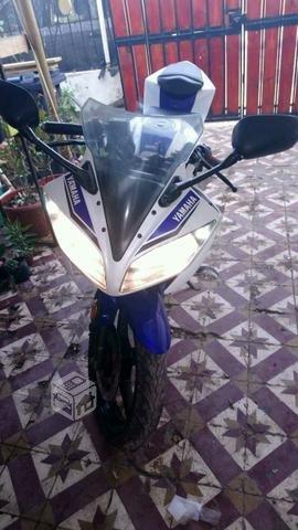 Moto Yamaha R15, 2015, 150cc