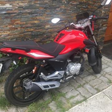 Moto Aprilia STX 150 cc