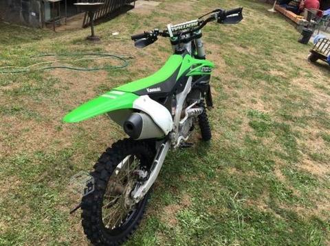 Moto Kawasaki kxf 250 año 2016 menos de 20 hrs