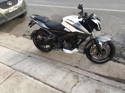 Pulsar 200 ns inyectada