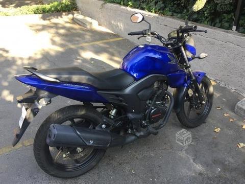 Honda Invicta CB 150