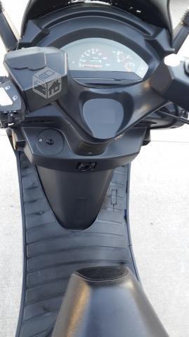 moto scooter impequecero detalles