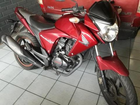 Honda invicta 2012 impecable,al dia