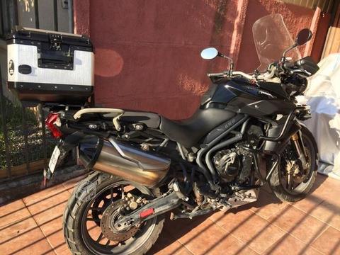 Triumph Tiger 800