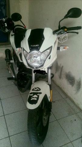 Suzuki GS150R