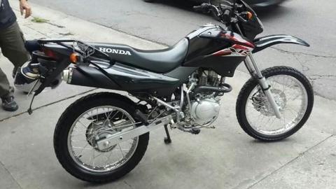 Moto honda xr 125 con 9 mil km