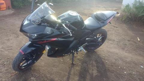 Yamaha YZF R3 2015